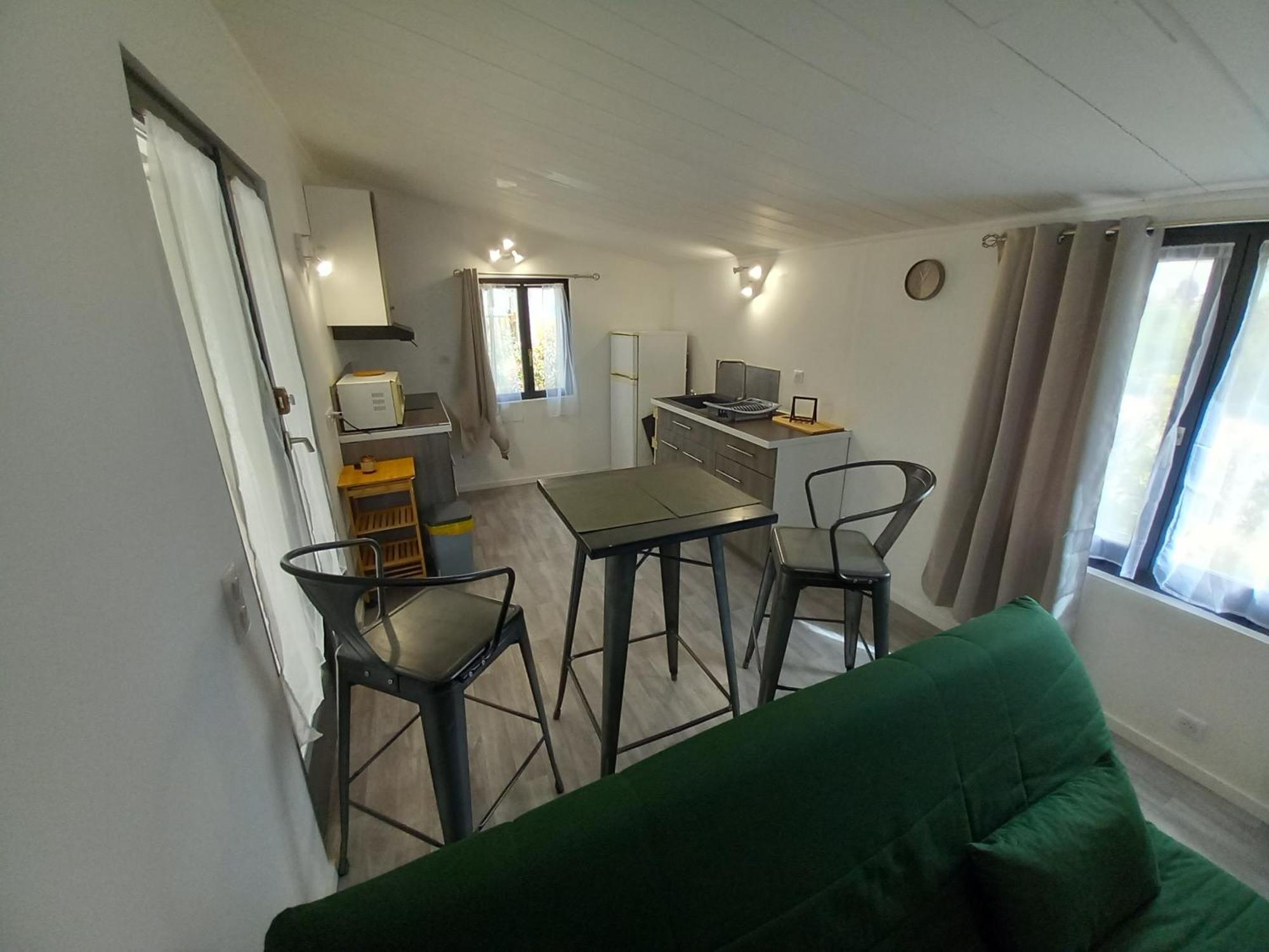 Mobilhome A Deux Pas Du Circuit Du Castellet Avec Terrasse Vue Mer Le Castellet  Exterior foto