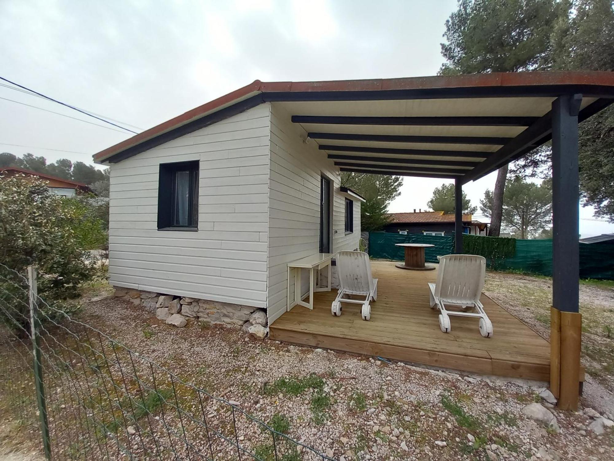 Mobilhome A Deux Pas Du Circuit Du Castellet Avec Terrasse Vue Mer Le Castellet  Exterior foto